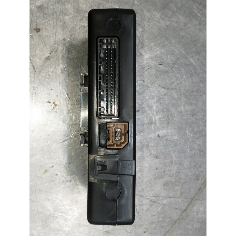Recambio de modulo electronico para renault megane iv berlina 5p referencia OEM IAM 282755767R 201920308379 