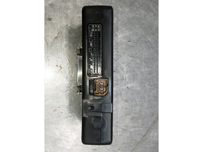 Recambio de modulo electronico para renault megane iv berlina 5p referencia OEM IAM 282755767R 201920308379 