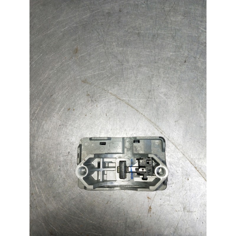 Recambio de modulo electronico para renault megane iv berlina 5p referencia OEM IAM 487002725RR1 3468240102 