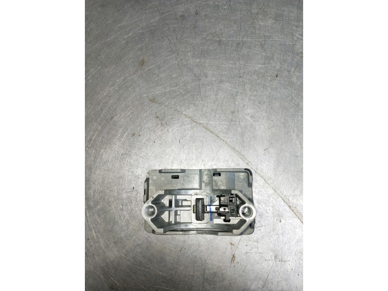 Recambio de modulo electronico para renault megane iv berlina 5p referencia OEM IAM 487002725RR1 3468240102 