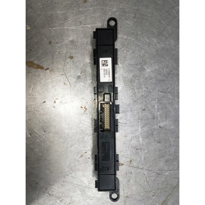 Recambio de mando multifuncion para renault megane iv berlina 5p referencia OEM IAM E1099879C 190420 00073210