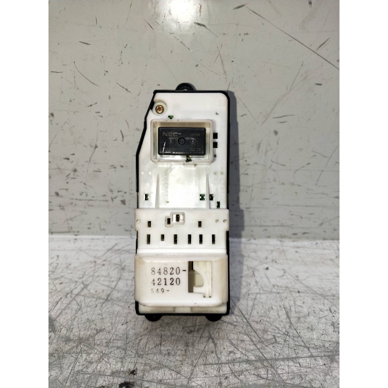 Recambio de mando elevalunas delantero izquierdo para toyota rav 4 (a2) referencia OEM IAM 8482045720  3P