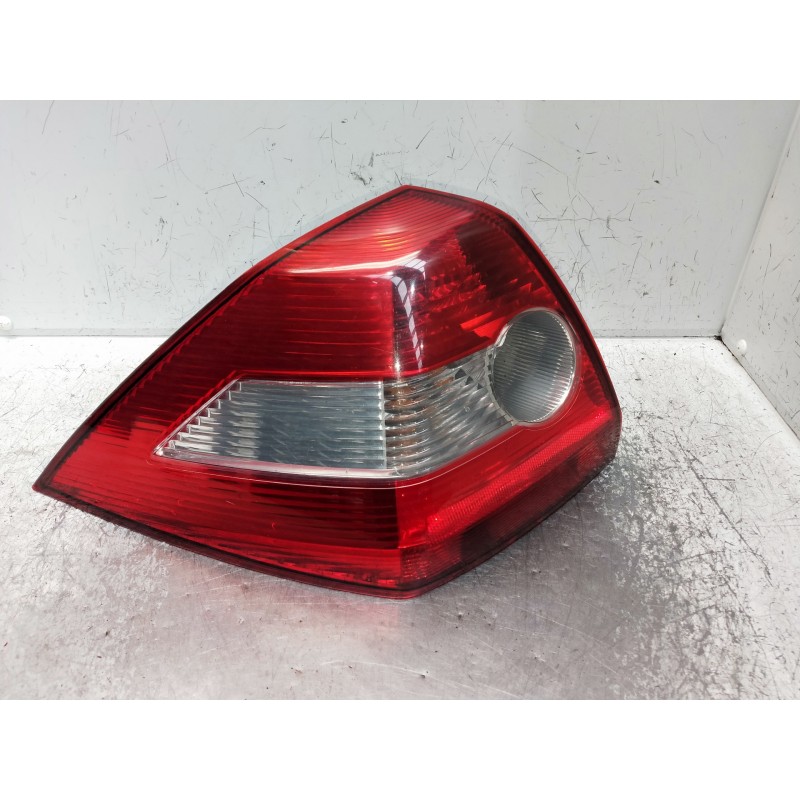 Recambio de piloto trasero izquierdo para renault megane ii classic berlina referencia OEM IAM   