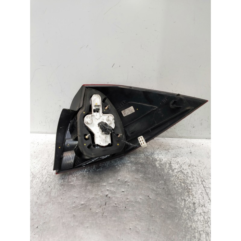 Recambio de piloto trasero izquierdo para renault megane ii classic berlina referencia OEM IAM   