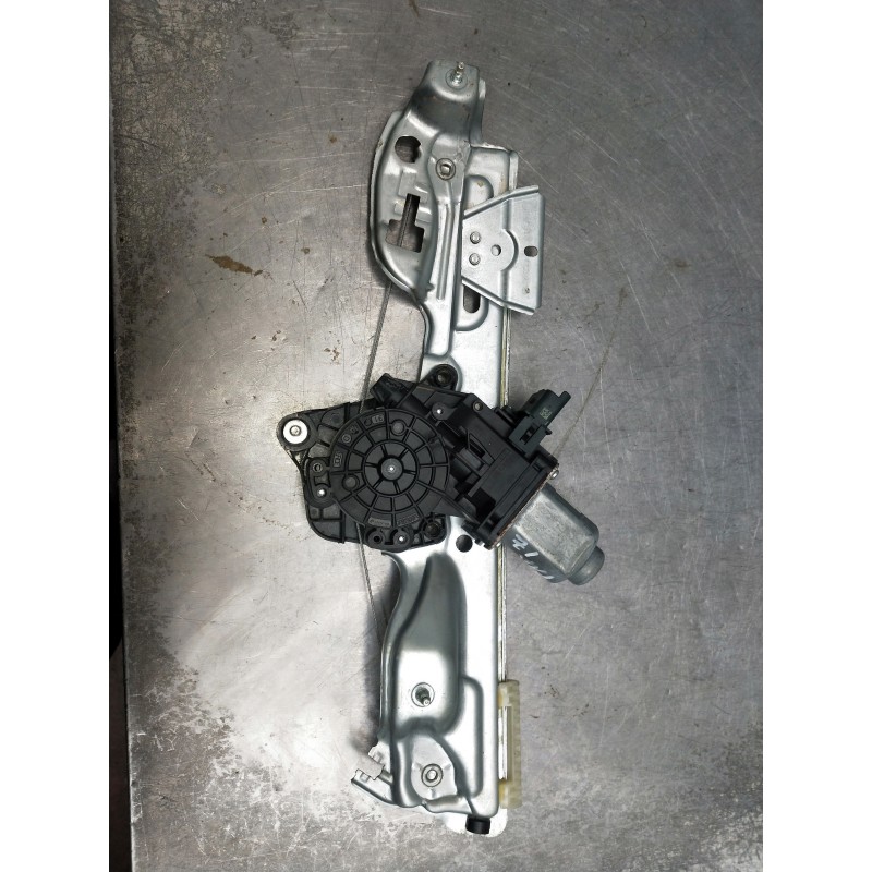 Recambio de elevalunas trasero izquierdo para renault megane iv berlina 5p referencia OEM IAM 430106F0 1905140319191. C89711100 