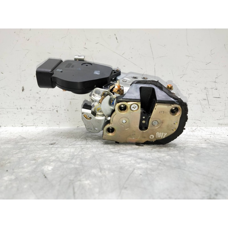 Recambio de motor cierre centralizado delantero derecho para toyota rav 4 (a2) referencia OEM IAM   3P