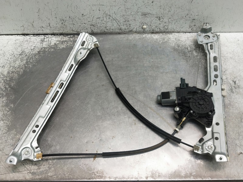 Recambio de elevalunas delantero derecho para renault megane iv berlina 5p referencia OEM IAM 430106F0 1905090954472 5P