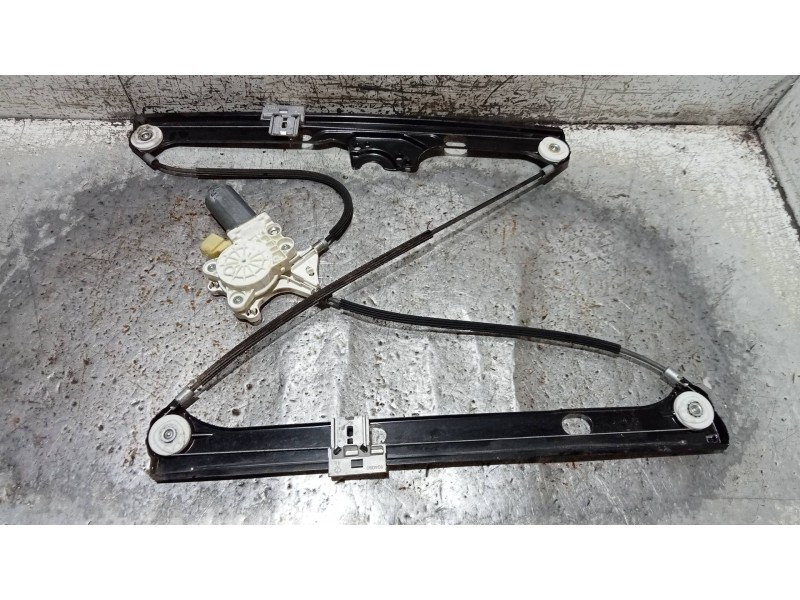 Recambio de elevalunas delantero izquierdo para mercedes vaneo (w414) furgoneta compacta 1.6 cat referencia OEM IAM A4147200546 