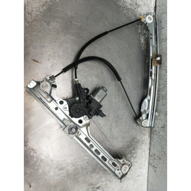 Recambio de elevalunas delantero izquierdo para renault megane iv berlina 5p referencia OEM IAM 115191261950 C42831102 5P