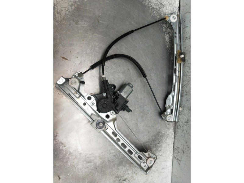 Recambio de elevalunas delantero izquierdo para renault megane iv berlina 5p referencia OEM IAM 115191261950 C42831102 5P