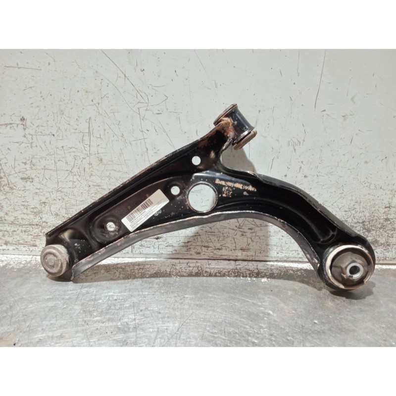 Recambio de brazo suspension inferior delantero derecho para fiat 500 312 1.0 hybrid referencia OEM IAM 00520139610  
