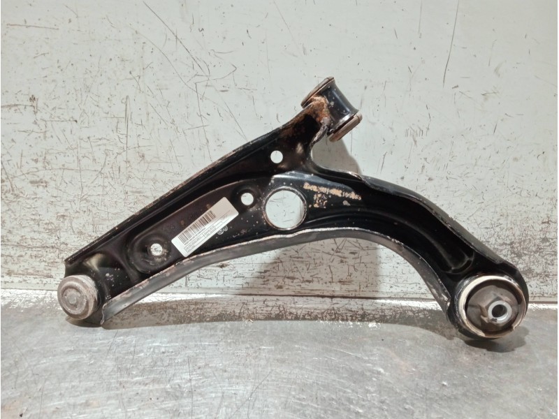 Recambio de brazo suspension inferior delantero derecho para fiat 500 312 1.0 hybrid referencia OEM IAM 00520139610  