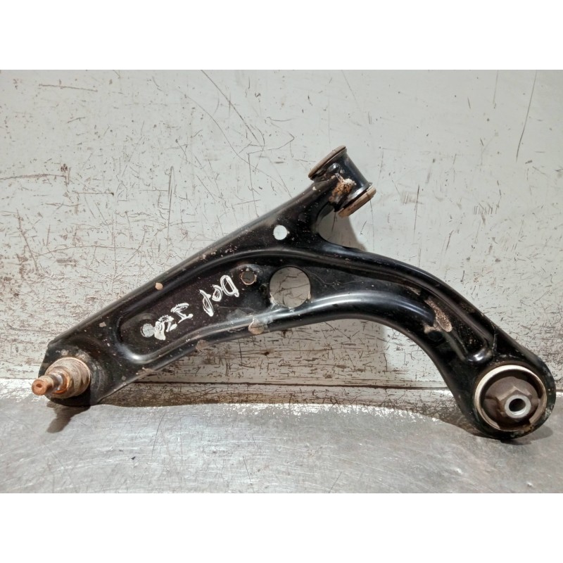 Recambio de brazo suspension inferior delantero izquierdo para fiat 500 312 1.0 hybrid referencia OEM IAM 00520139620  