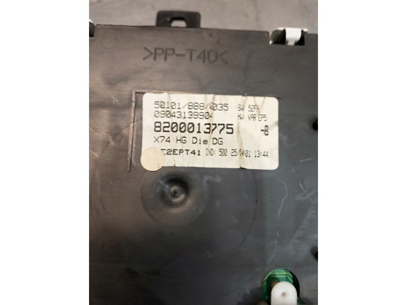 Recambio de cuadro instrumentos para renault laguna ii (bg0) referencia OEM IAM 8200013775 501018880035 0904313990458