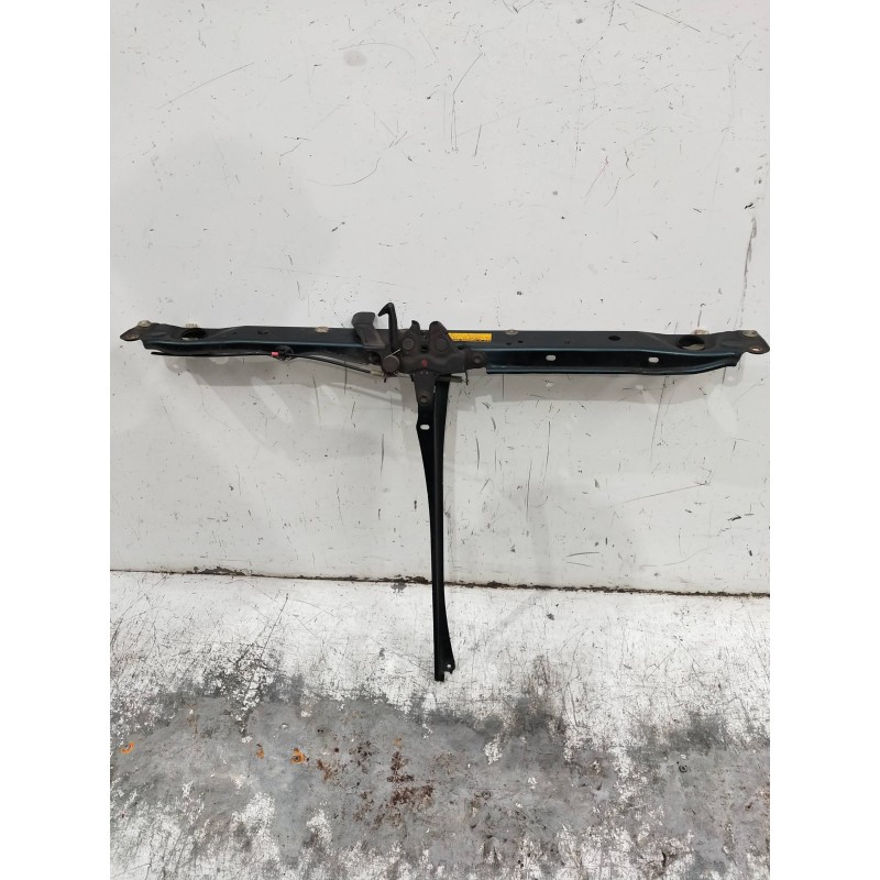 Recambio de panel frontal para toyota rav 4 (a2) referencia OEM IAM G5884  