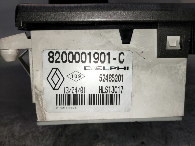 Recambio de mando calefaccion / aire acondicionado para renault laguna ii (bg0) referencia OEM IAM 8200001901 52485201 HLS13C17