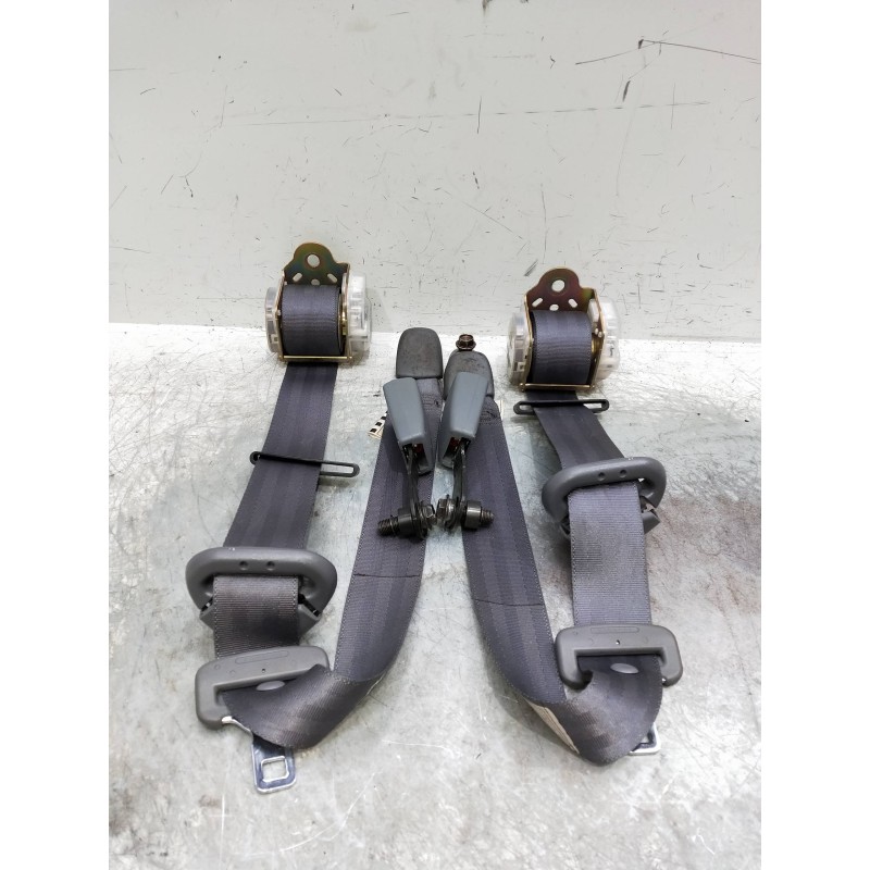 Recambio de juego cinturones trasero para toyota rav 4 (a2) referencia OEM IAM 029006  