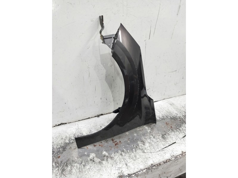 Recambio de aleta delantera izquierda para peugeot 208 (p2) referencia OEM IAM   