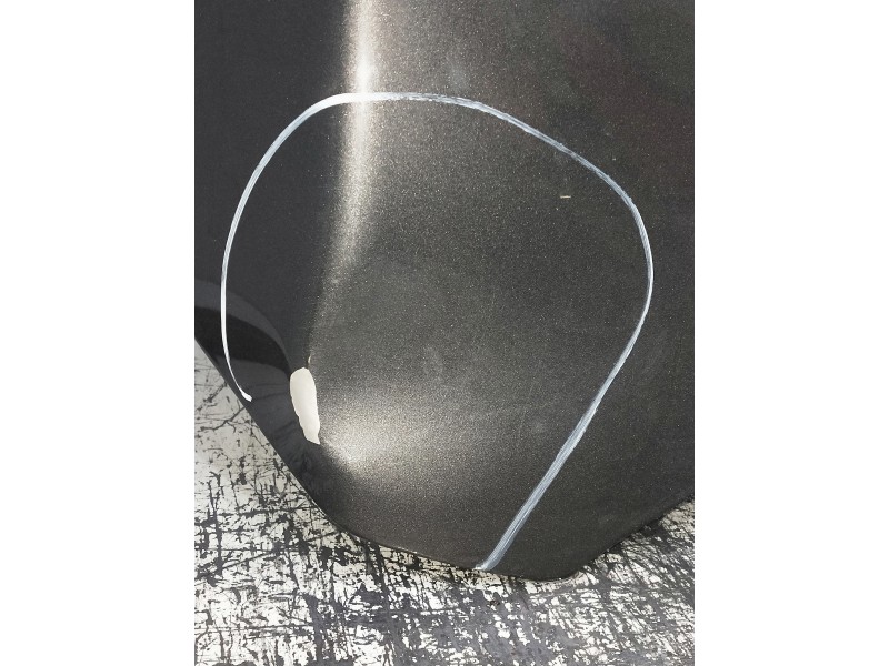 Recambio de capot para peugeot 208 (p2) referencia OEM IAM  OJO VER FOTOS CAPO CON ABOLLONES