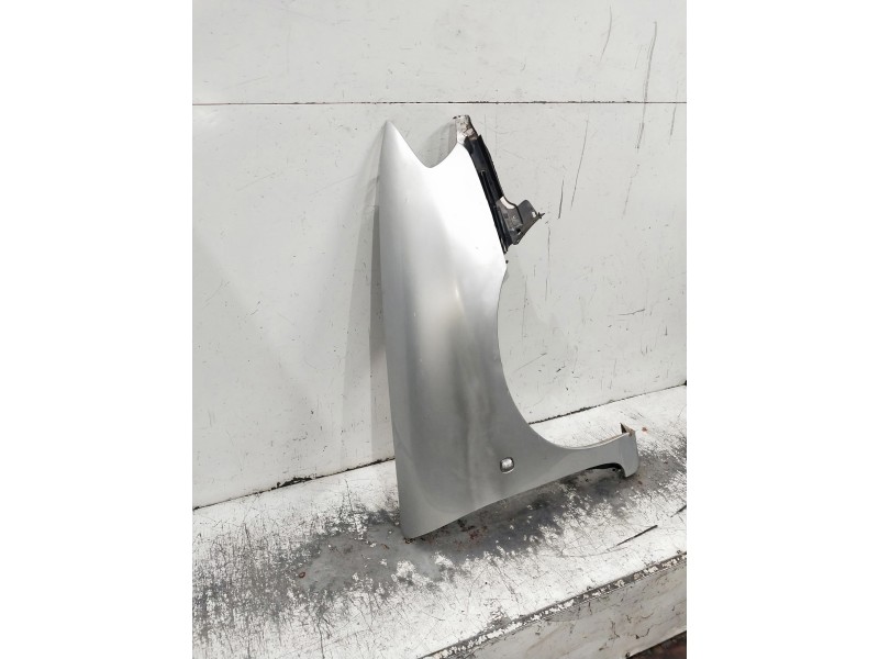 Recambio de aleta delantera derecha para seat cordoba berlina (6k2) signo referencia OEM IAM   