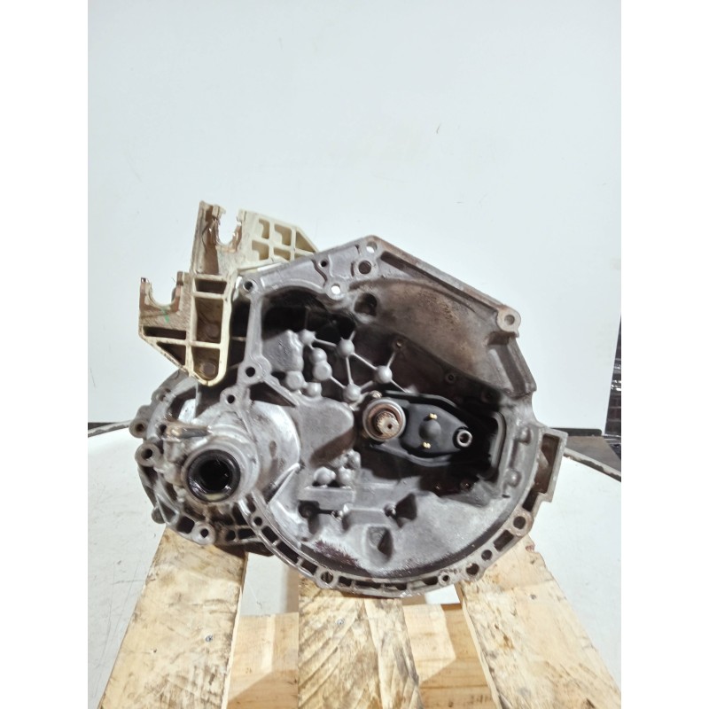 Recambio de caja cambios para citroen c4 coupe referencia OEM IAM 20CQ16 2031386 5V