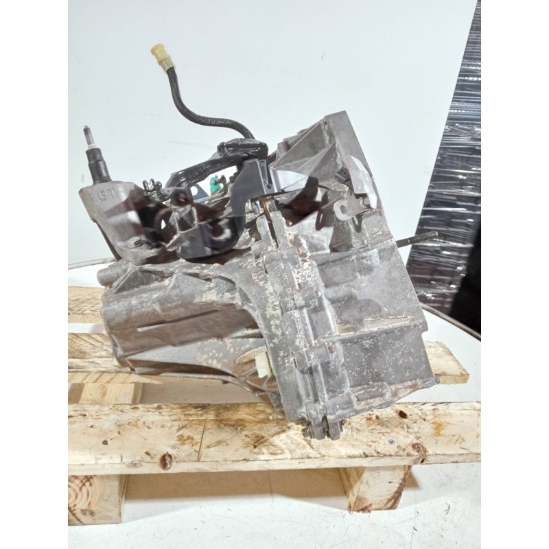 Recambio de caja cambios para renault megane iv berlina 5p referencia OEM IAM TJ4352 5047740 6V