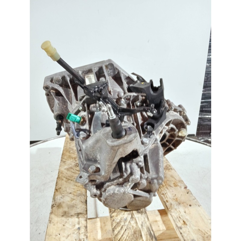 Recambio de caja cambios para renault megane iv berlina 5p referencia OEM IAM TJ4352 5047740 6V