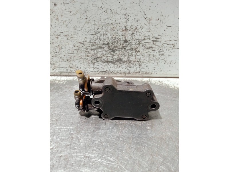 Recambio de bomba combustible para mercedes vaneo (w414) furgoneta compacta referencia OEM IAM A6110900350  