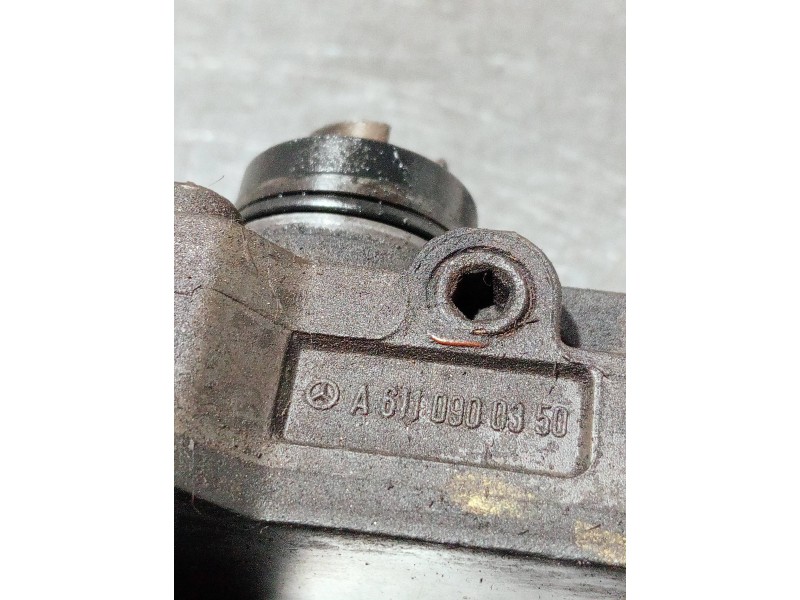 Recambio de bomba combustible para mercedes vaneo (w414) furgoneta compacta referencia OEM IAM A6110900350  