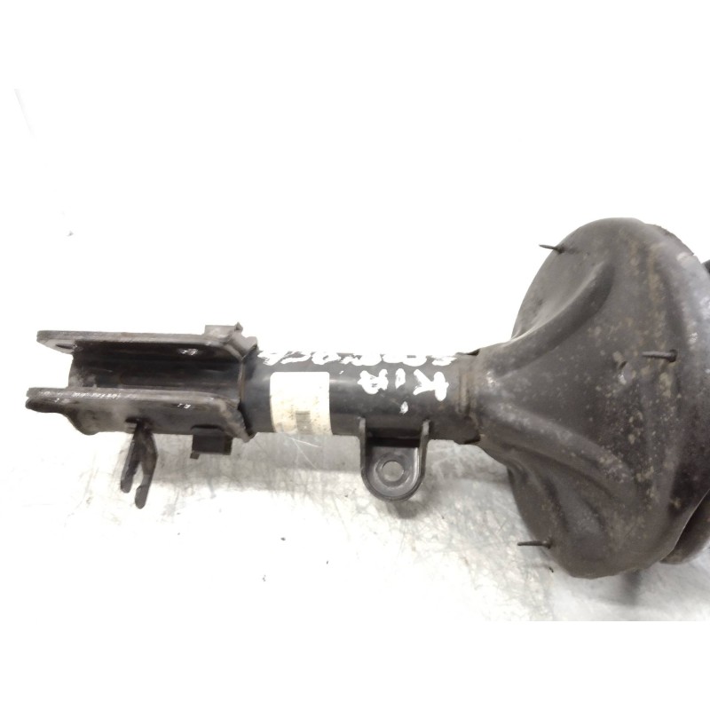 Recambio de amortiguador trasero derecho para kia sportage 2.0 crdi referencia OEM IAM   