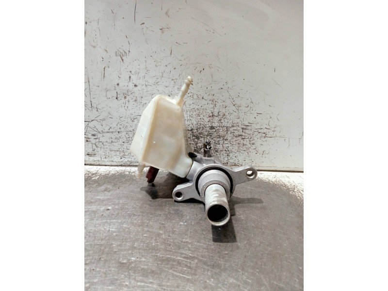 Recambio de bomba freno para citroen c4 picasso referencia OEM IAM 03350890841 03350890831 