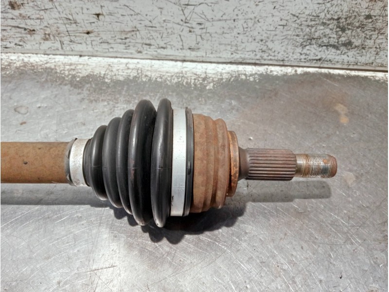 Recambio de transmision delantera derecha para citroen c4 picasso referencia OEM IAM 9677570880  