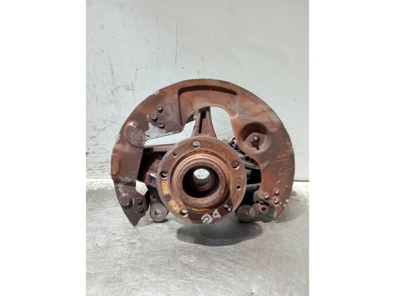 Recambio de mangueta delantera derecha para citroen c4 picasso referencia OEM IAM 9806779480  