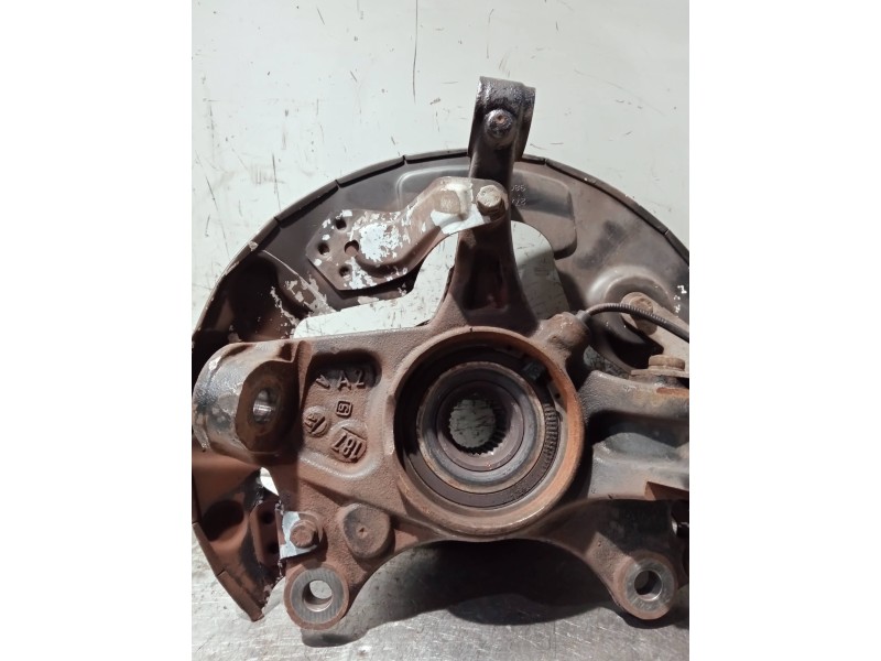 Recambio de mangueta delantera izquierda para citroen c4 picasso referencia OEM IAM 9806779580  