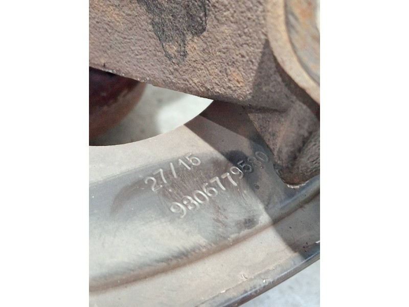 Recambio de mangueta delantera izquierda para citroen c4 picasso referencia OEM IAM 9806779580  