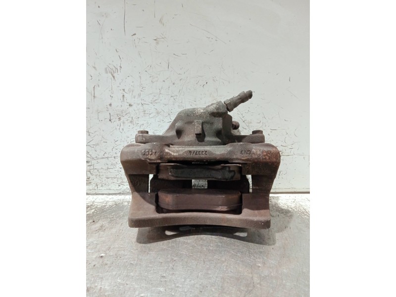 Recambio de pinza freno delantera izquierda para audi 80 2.0 i referencia OEM IAM 323237406  