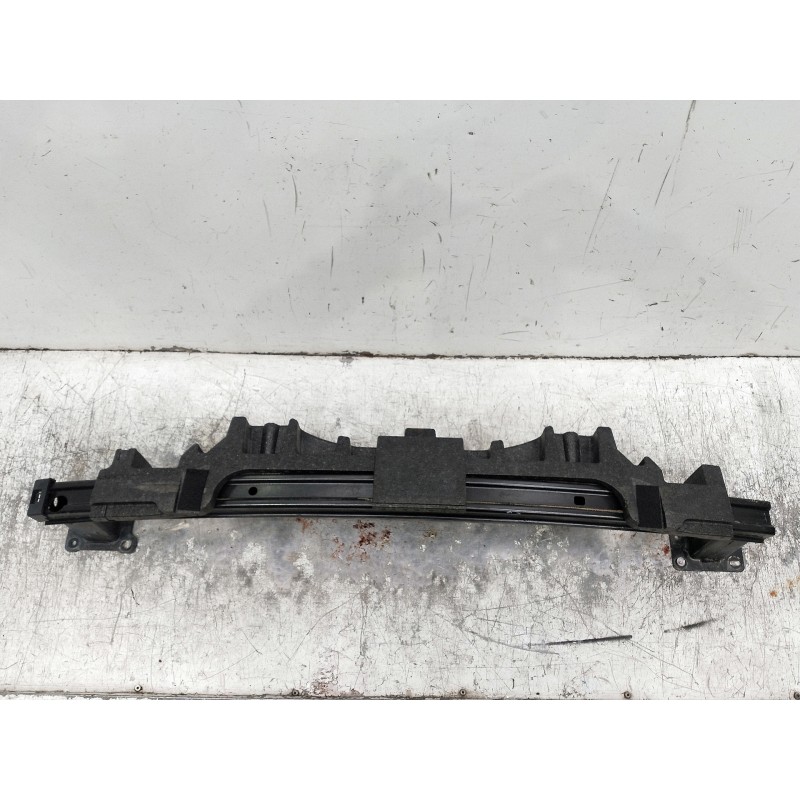 Recambio de refuerzo paragolpes delantero para renault megane iv berlina 5p referencia OEM IAM 756105069R  