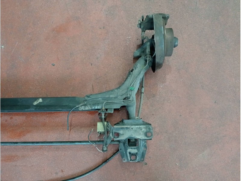 Recambio de puente trasero para audi 80 2.0 i referencia OEM IAM   