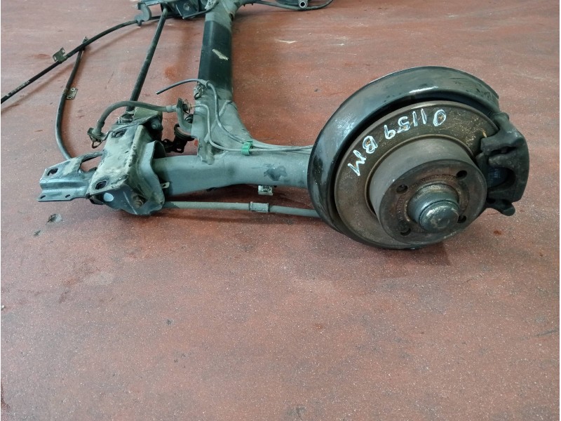 Recambio de puente trasero para audi 80 2.0 i referencia OEM IAM   