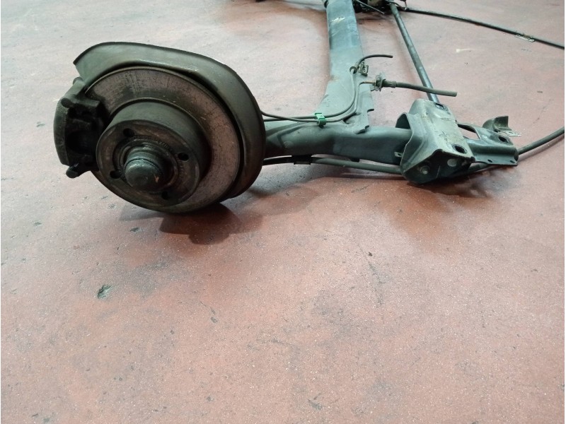 Recambio de puente trasero para audi 80 2.0 i referencia OEM IAM   
