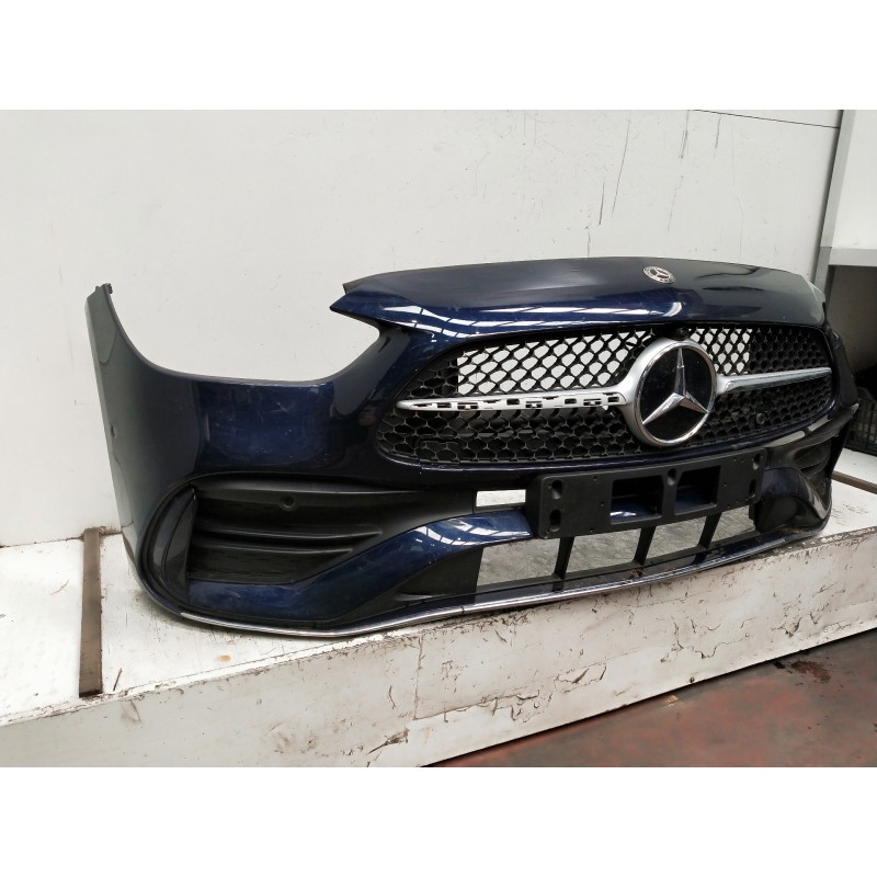 Recambio de paragolpes delantero para mercedes clase c (w206) c 220 d referencia OEM IAM  OJO VER FOTOS EL ESTRELLA ROTA Y TIENE
