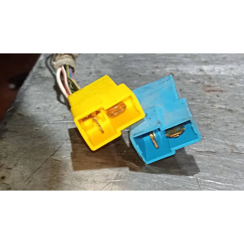 Recambio de motor cierre centralizado trasero derecho para mercedes vaneo (w414) furgoneta compacta 1.6 cat referencia OEM IAM A