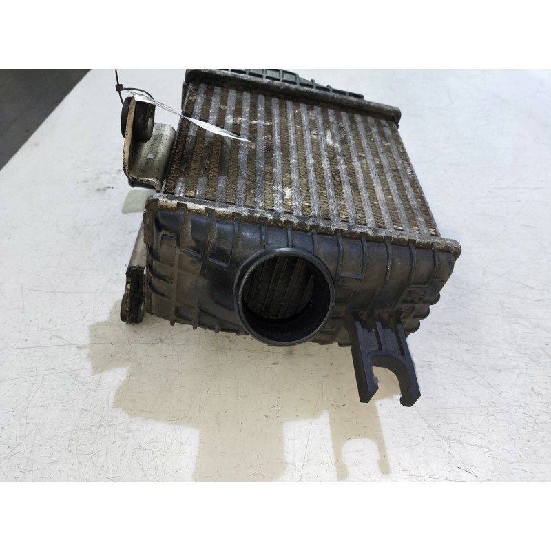 Recambio de intercooler para kia sportage 2.0 crdi referencia OEM IAM 282702725X  