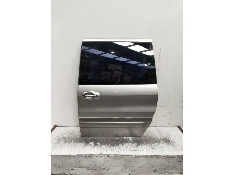 Recambio de puerta lateral corredera izquierda para kia carnival ii referencia OEM IAM   5P