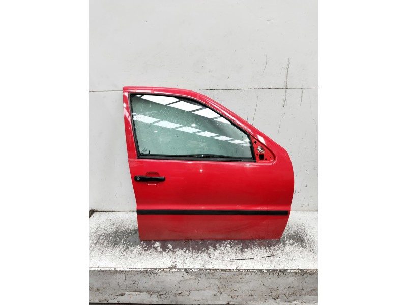Recambio de puerta delantera derecha para volkswagen polo berlina (6n2) referencia OEM IAM   5P