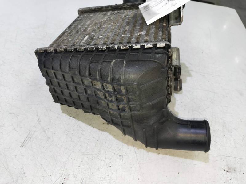 Recambio de intercooler para kia sportage 2.0 crdi referencia OEM IAM 282702725X  