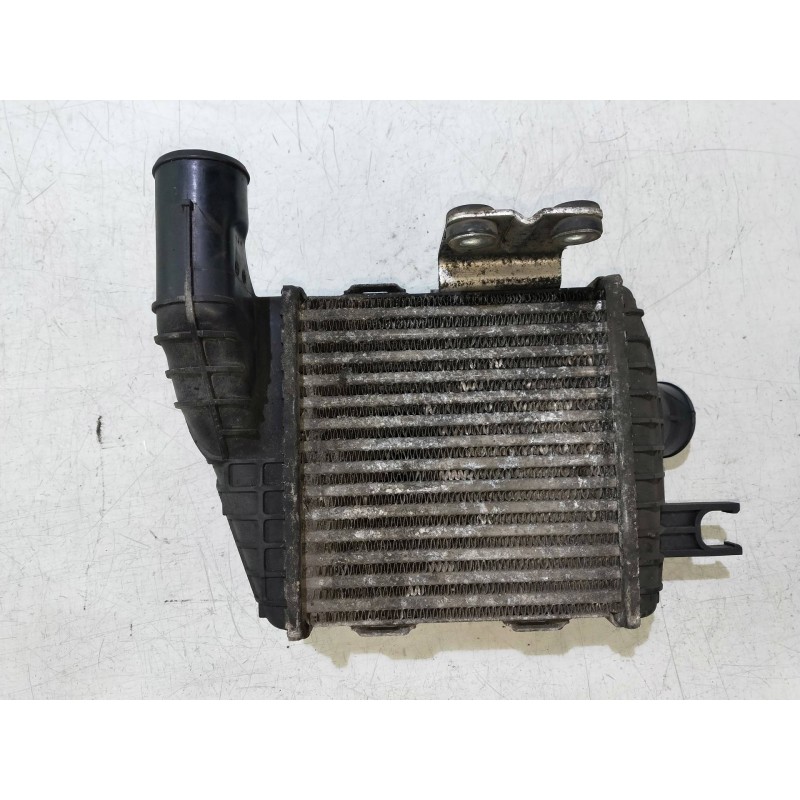 Recambio de intercooler para kia sportage 2.0 crdi referencia OEM IAM 282702725X  