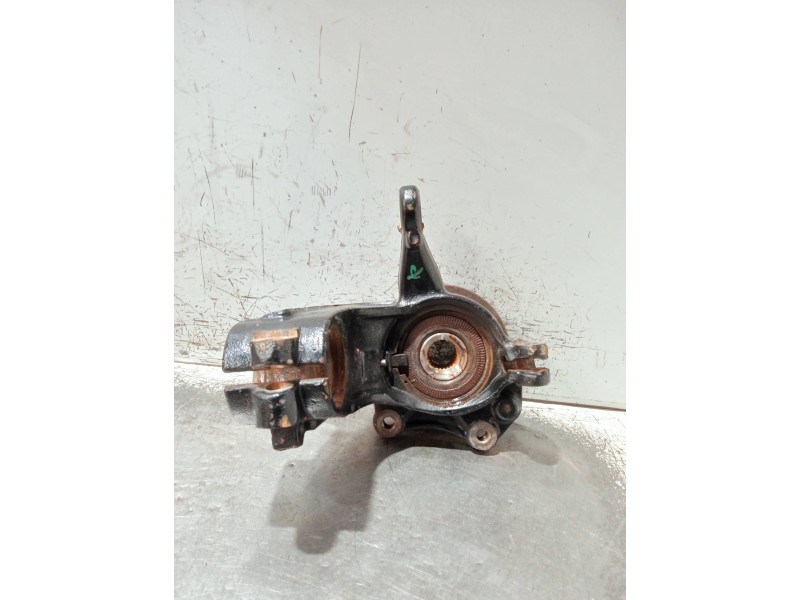 Recambio de mangueta delantera derecha para citroen c3 referencia OEM IAM   