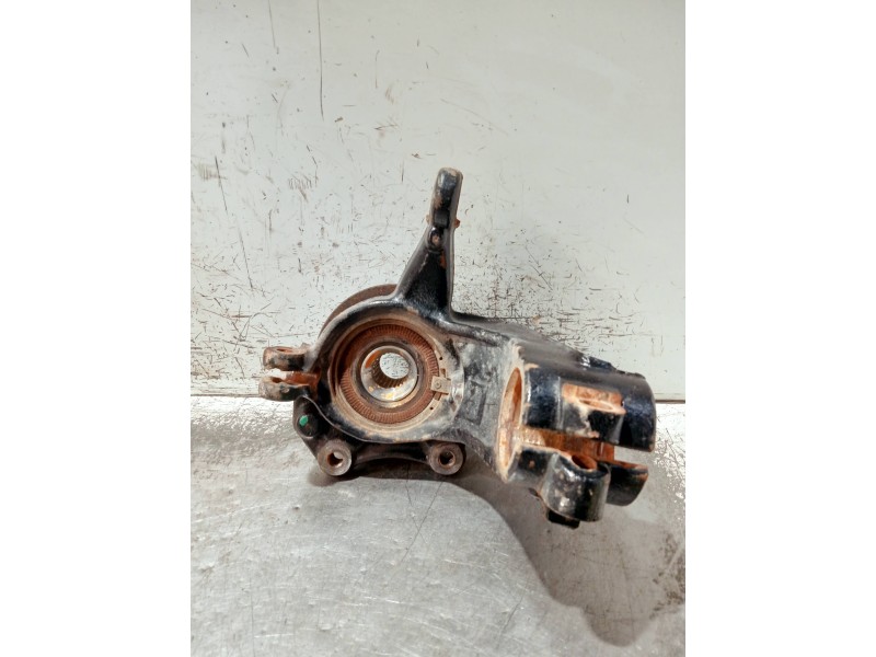 Recambio de mangueta delantera izquierda para citroen c3 referencia OEM IAM   