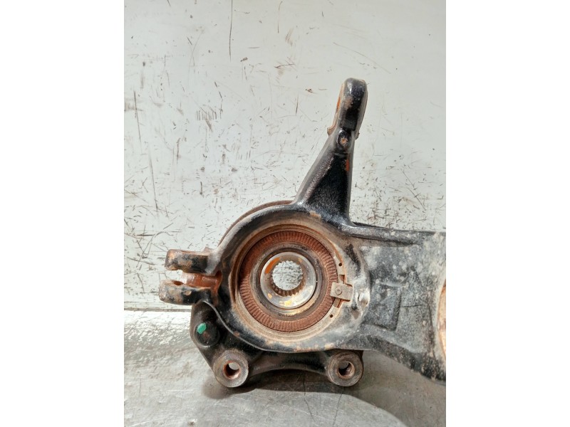 Recambio de mangueta delantera izquierda para citroen c3 referencia OEM IAM   